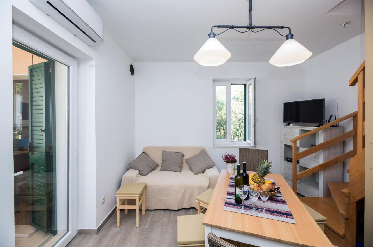 Apartments Roko Duce Exterior photo